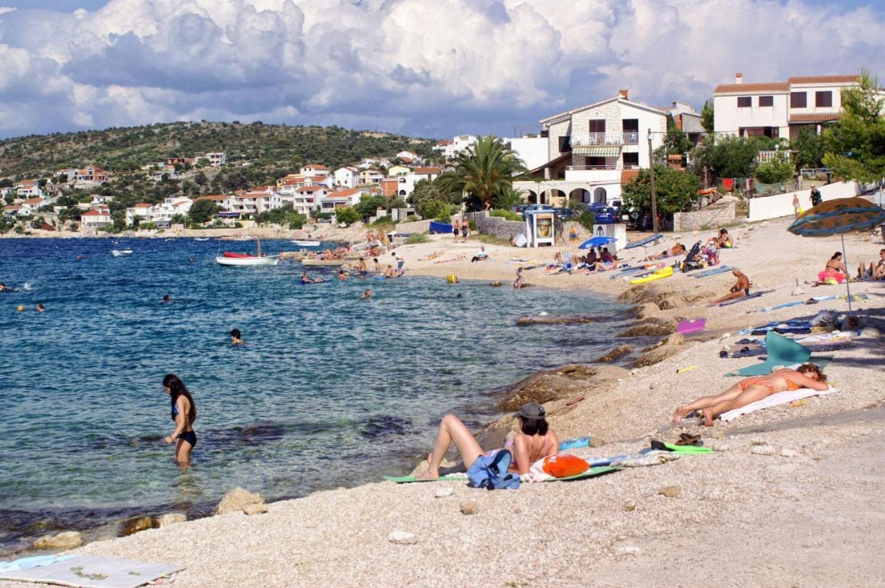 Family Friendly Seaside Apartments Razanj, Rogoznica - 10373 ภายนอก รูปภาพ