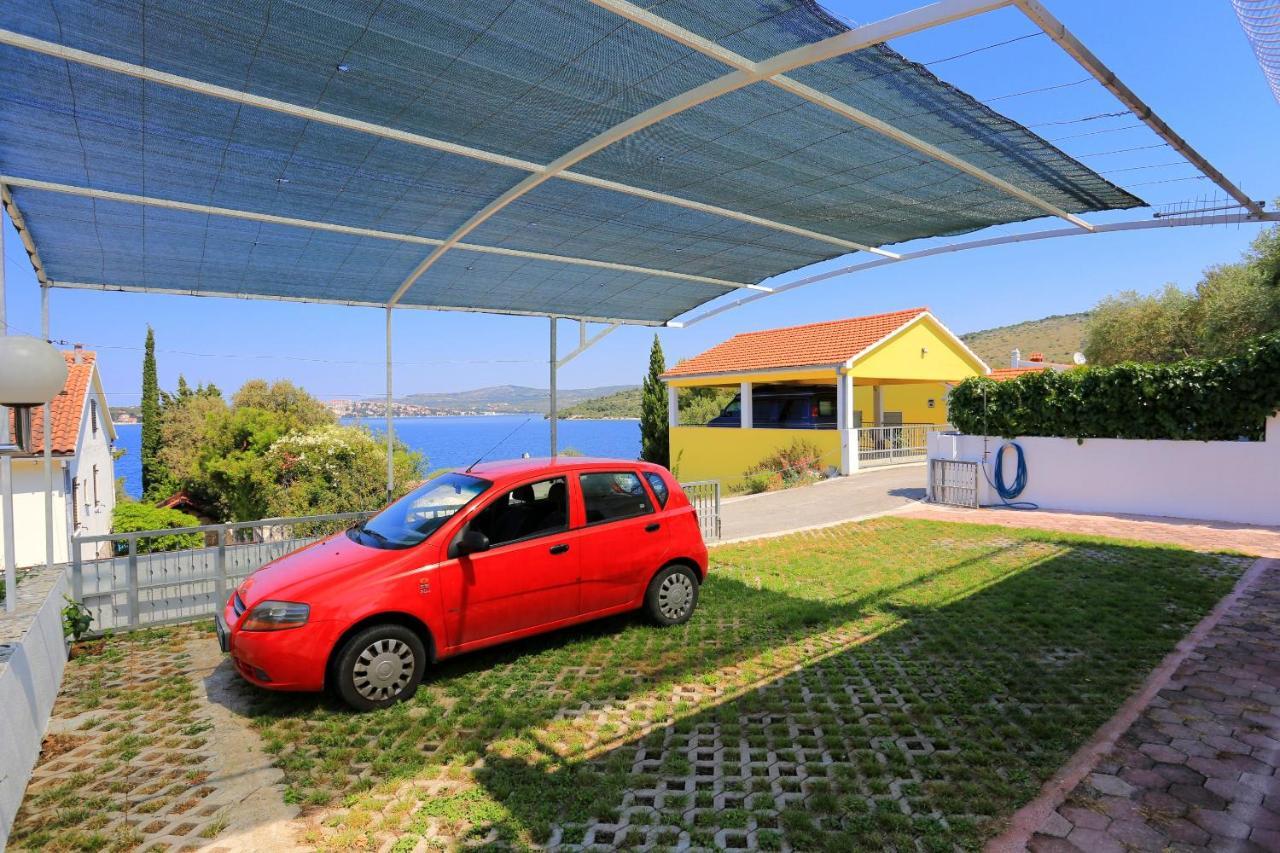 Family Friendly Seaside Apartments Razanj, Rogoznica - 10373 ภายนอก รูปภาพ