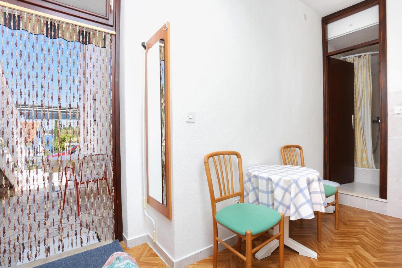 Family Friendly Seaside Apartments Razanj, Rogoznica - 10373 ภายนอก รูปภาพ