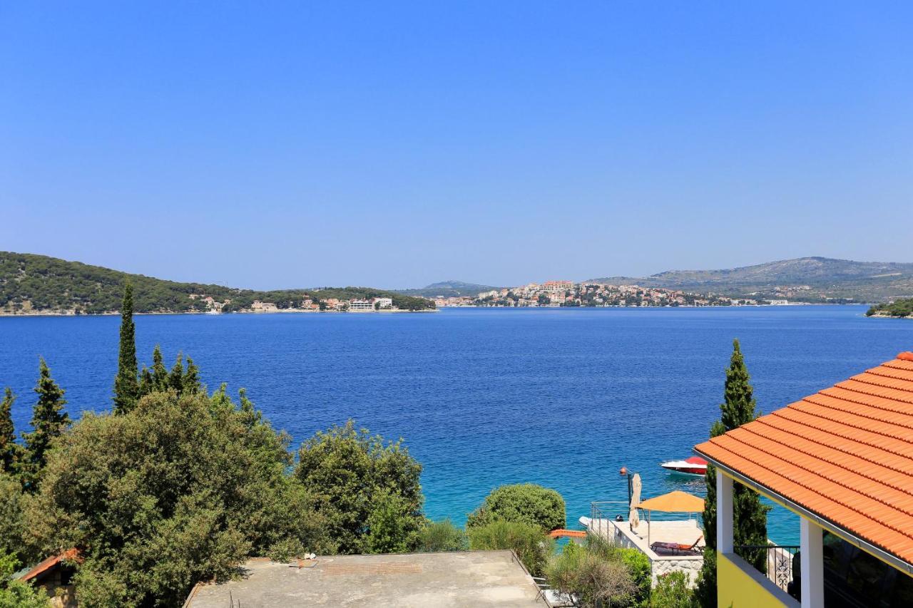 Family Friendly Seaside Apartments Razanj, Rogoznica - 10373 ภายนอก รูปภาพ
