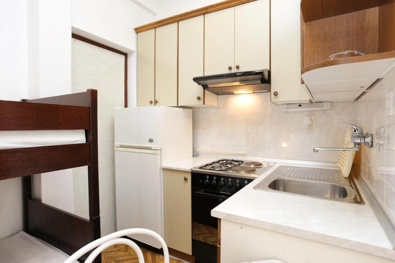 Family Friendly Seaside Apartments Razanj, Rogoznica - 10373 ภายนอก รูปภาพ