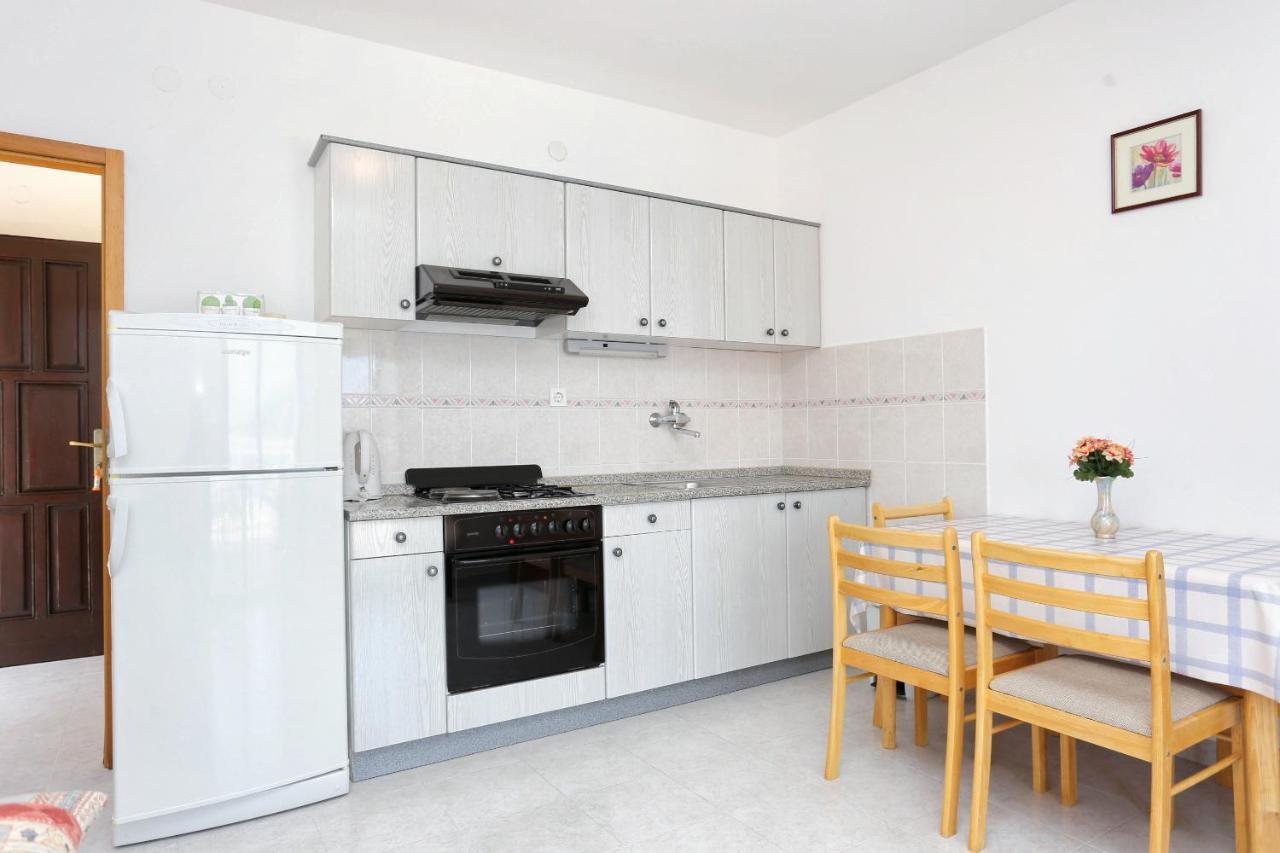 Family Friendly Seaside Apartments Razanj, Rogoznica - 10373 ภายนอก รูปภาพ