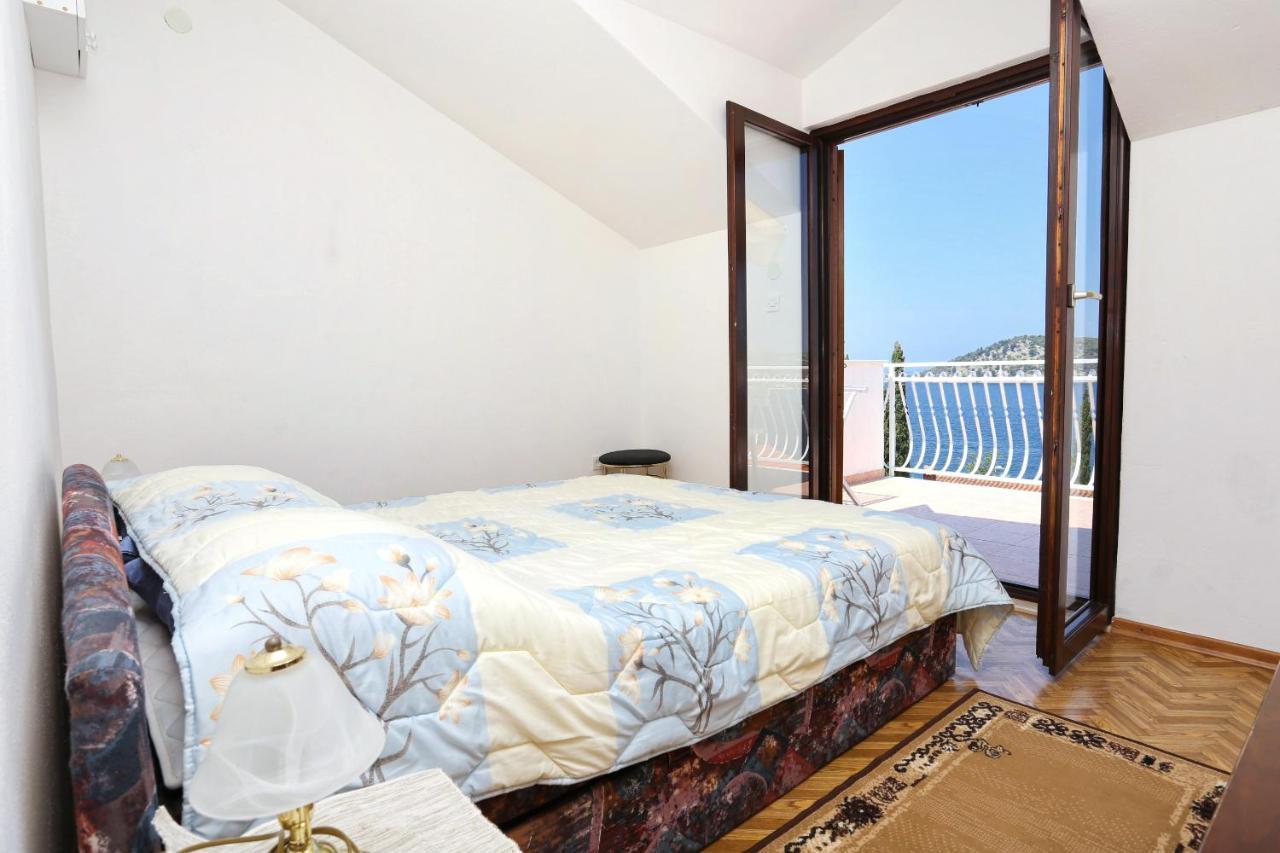 Family Friendly Seaside Apartments Razanj, Rogoznica - 10373 ภายนอก รูปภาพ